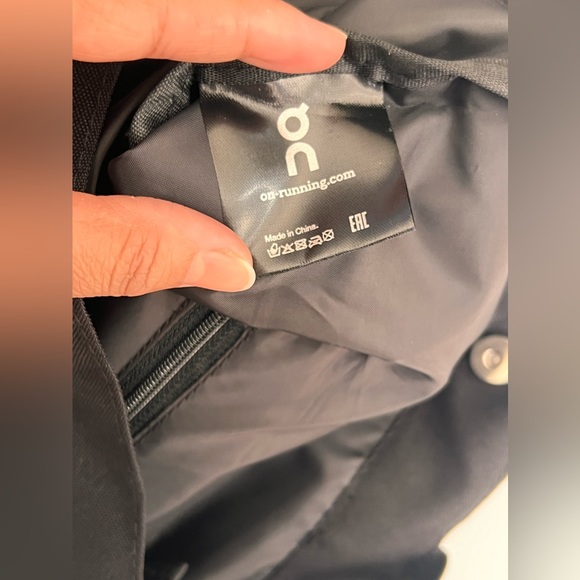 On Cloud Black Backpack - Picture 9 of 10